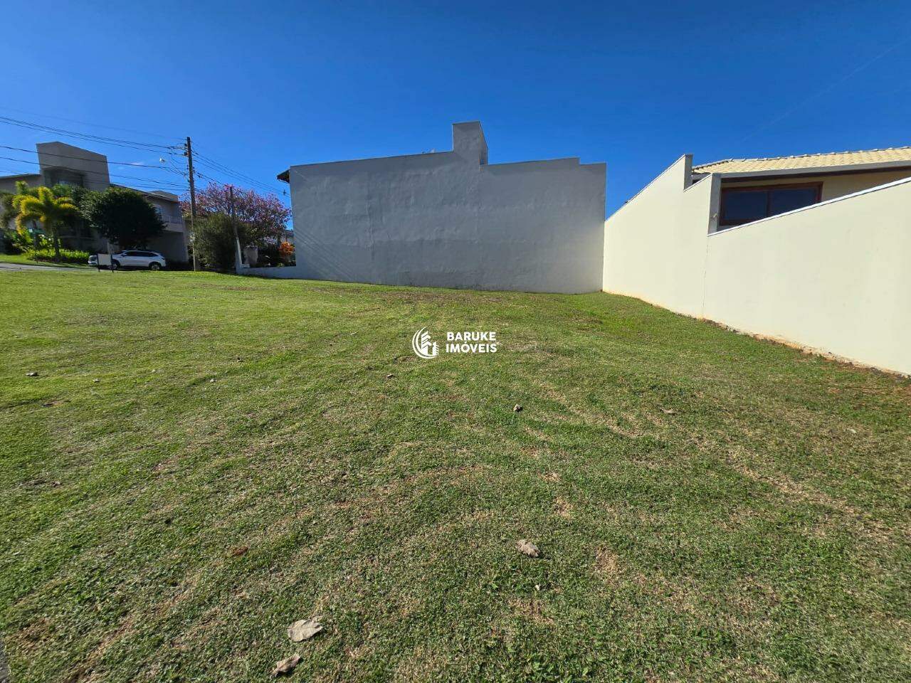 Terreno à venda no bairro JARDIM MARINGÁIndaiatuba: 