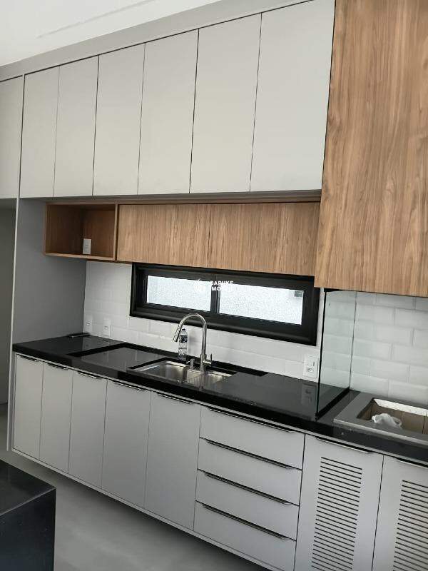 Casa de condomínio para aluguel no bairro JARDINS DO IMPÉRIOIndaiatuba: 