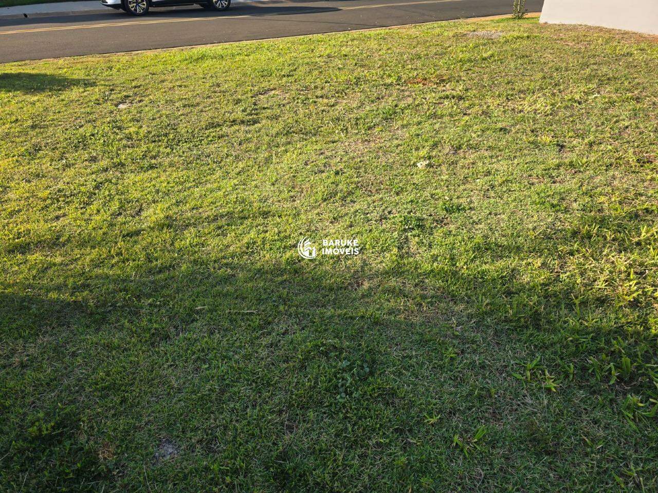 Terreno à venda no bairro JARDIM RESIDENCIAL DONA LUCILLAIndaiatuba: 