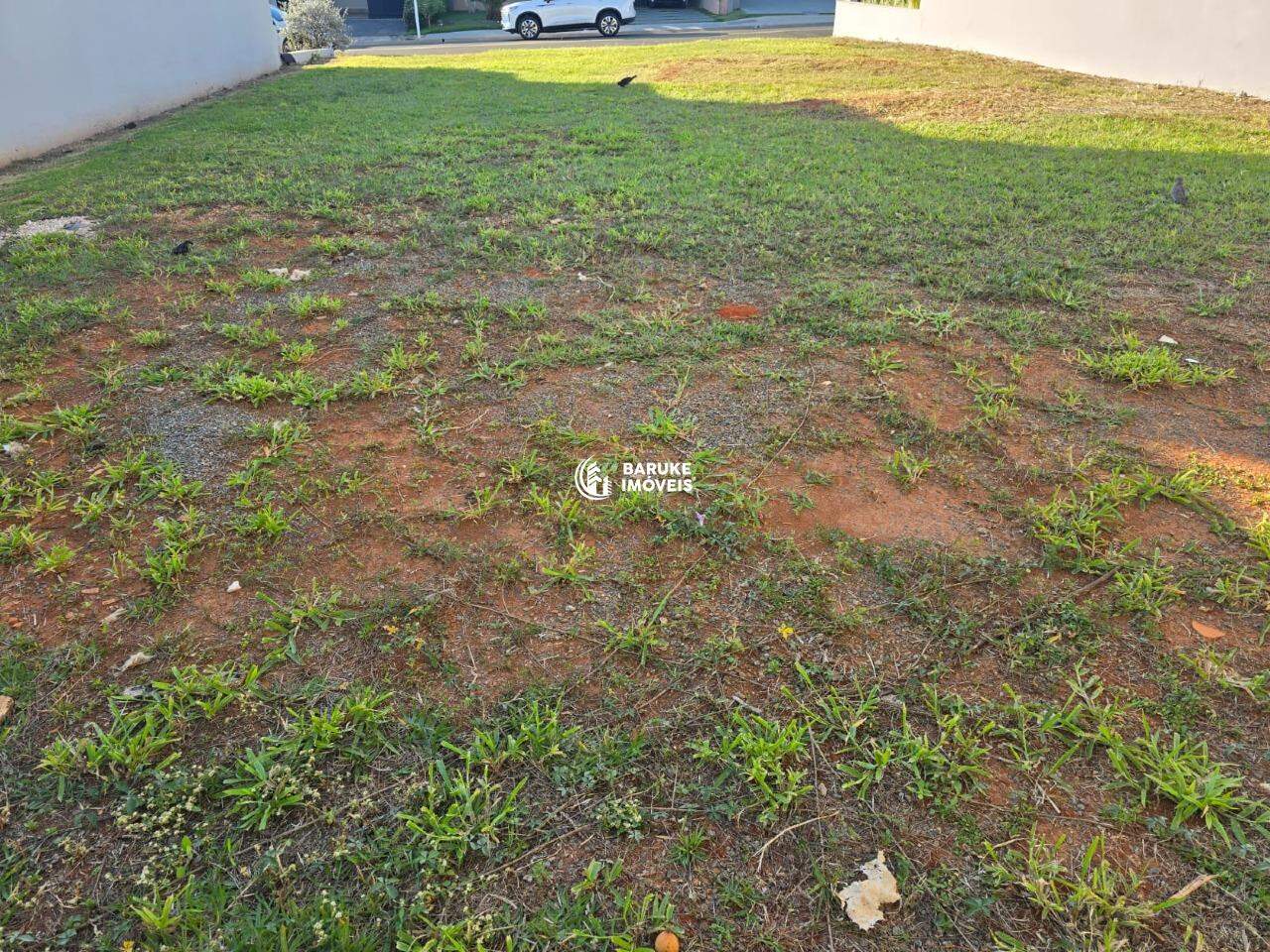 Terreno à venda no bairro JARDIM RESIDENCIAL DONA LUCILLAIndaiatuba: 