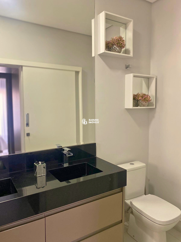 Casa de condomínio à venda no bairro JARDIM MANTOVAIndaiatuba: 