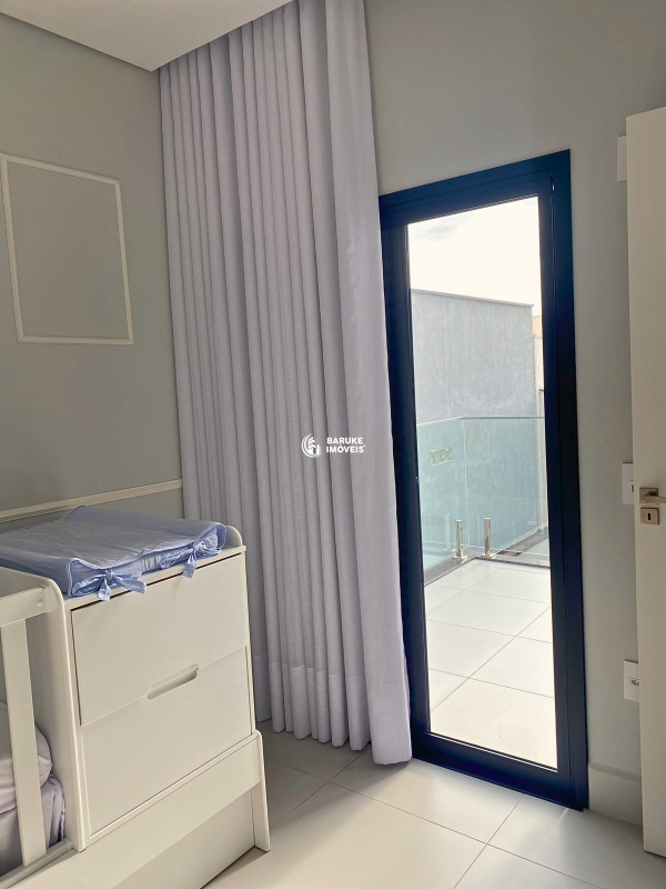 Casa de condomínio à venda no bairro JARDIM MANTOVAIndaiatuba: 