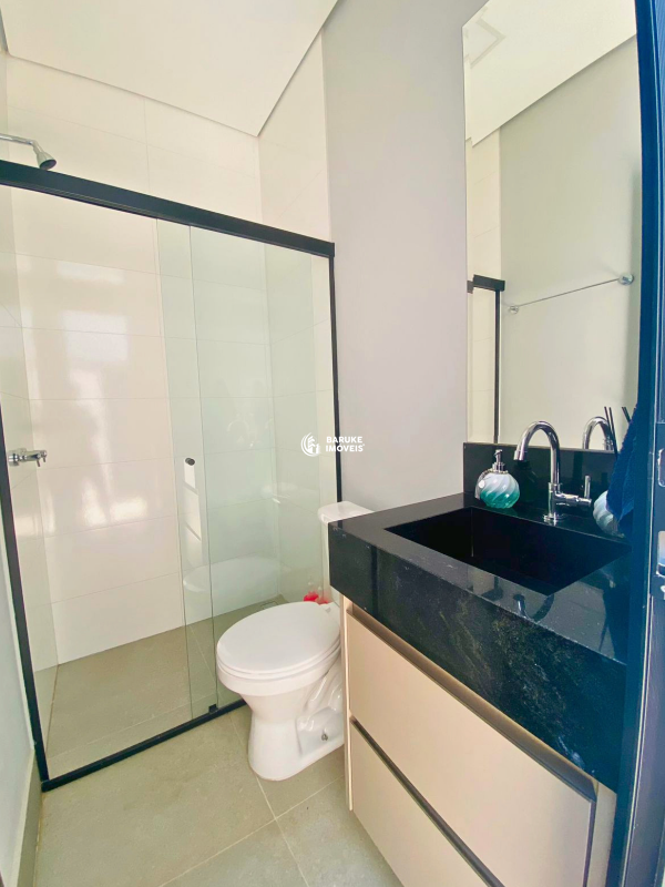 Casa de condomínio à venda no bairro JARDIM MANTOVAIndaiatuba: 