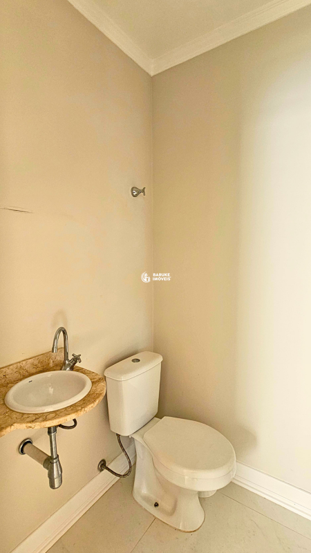 Casa de condomínio à venda no bairro MAISON BLANCHEIndaiatuba: 