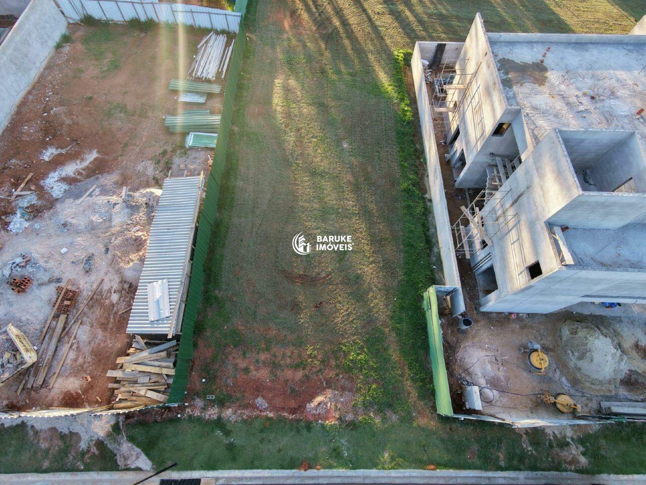Terreno à venda no bairro Jardim Residencial Reserva ItanhangáIndaiatuba: 