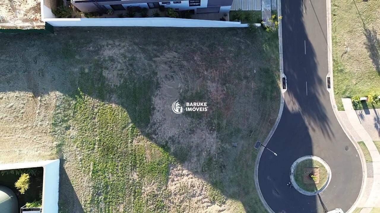 Terreno à venda no bairro Parque Villa dos PinheirosIndaiatuba: 
