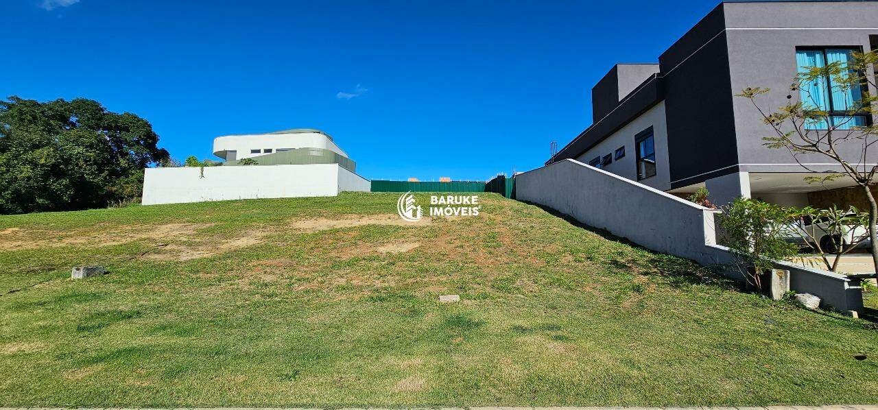 Terreno à venda no bairro Parque Villa dos PinheirosIndaiatuba: 