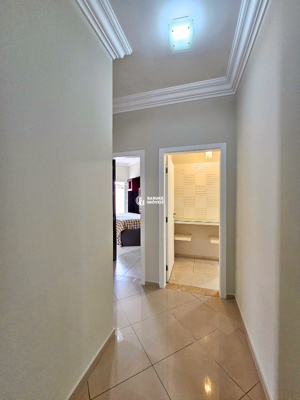 Casa de condomínio à venda no bairro VILA SUICAIndaiatuba: 