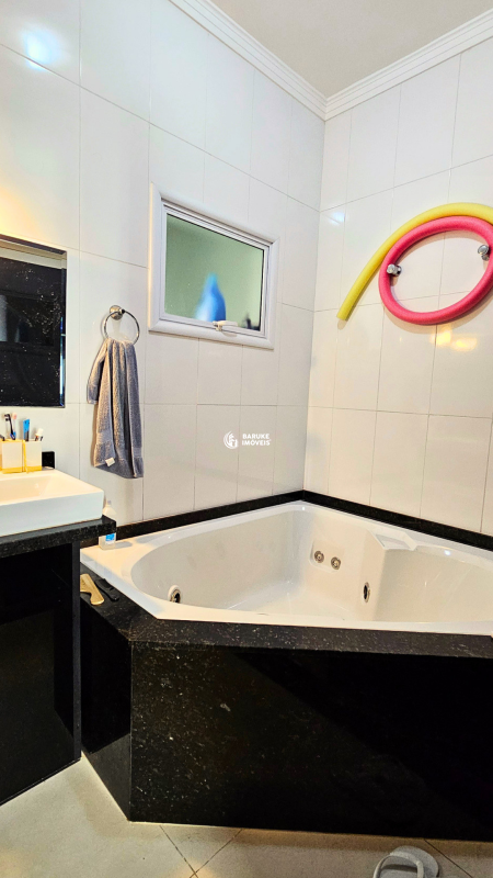 Casa à venda no bairro Jardim EsplanadaIndaiatuba: 