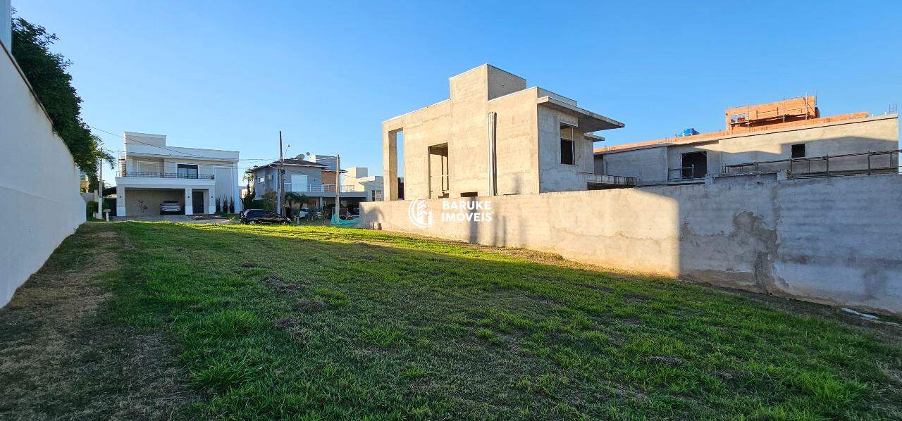 Terreno à venda no bairro JARDIM DOS LAGOSIndaiatuba: 