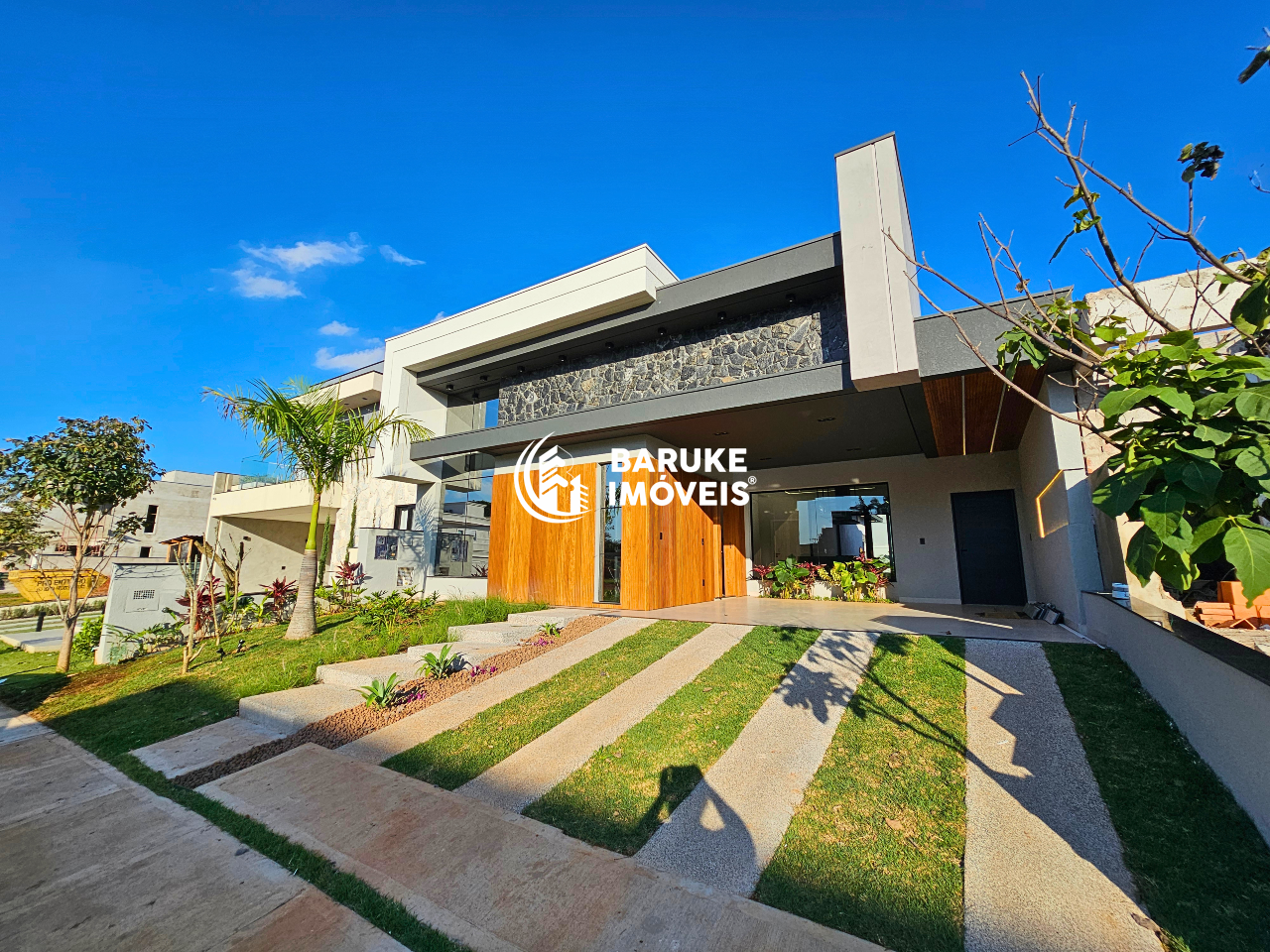 Casa de condomínio à venda no bairro Jardim Villa SapezalIndaiatuba: 