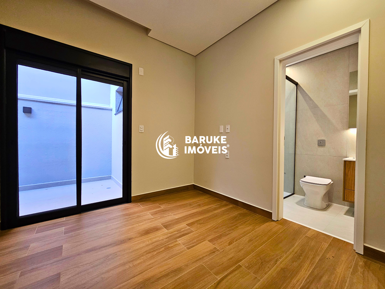 Casa de condomínio à venda no bairro Jardim Villa SapezalIndaiatuba: 