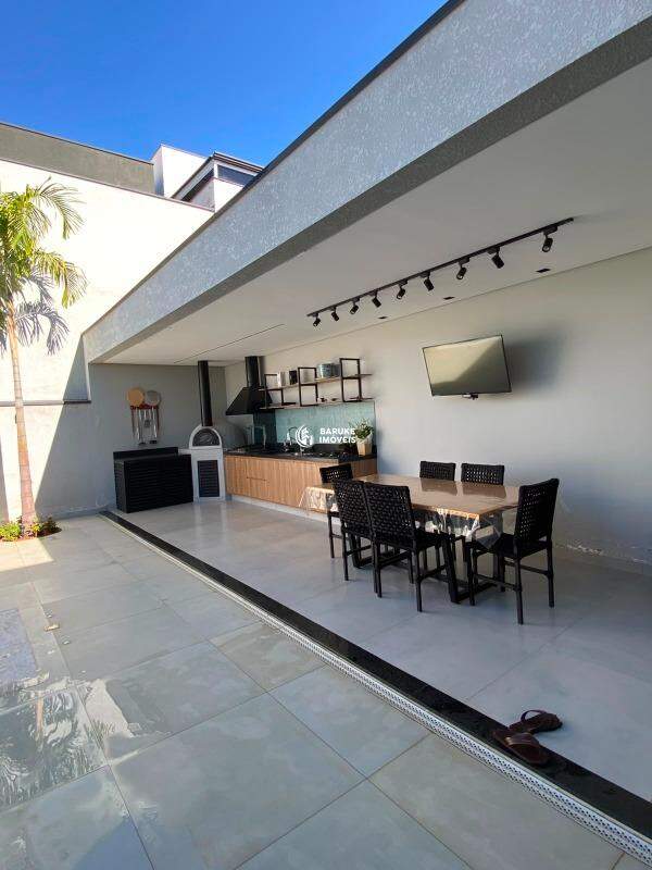 Casa de condomínio à venda no bairro JARDIM PIEMONTEIndaiatuba: 