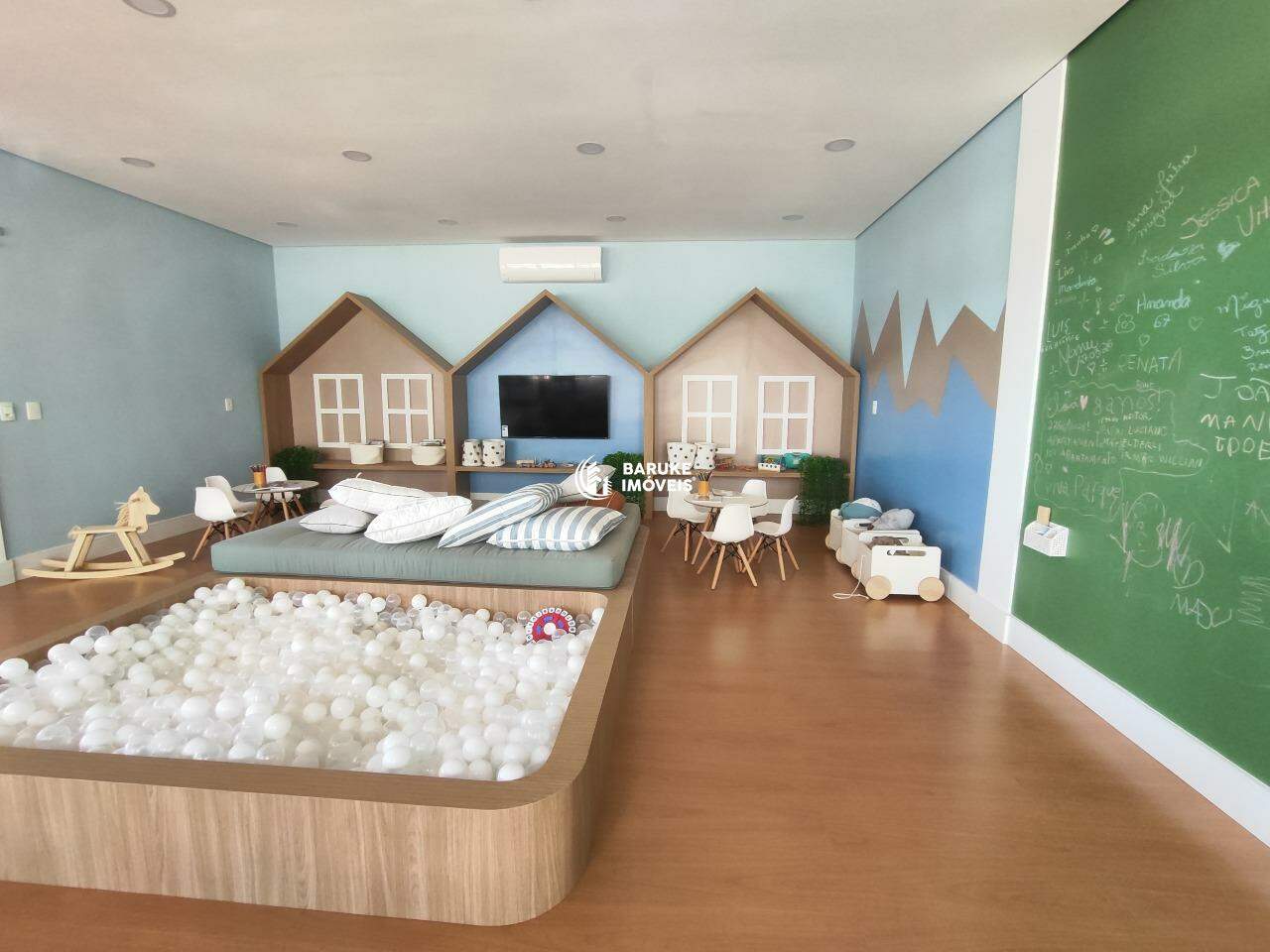 Apartamento à venda no bairro JARDIM HUBERTIndaiatuba: 