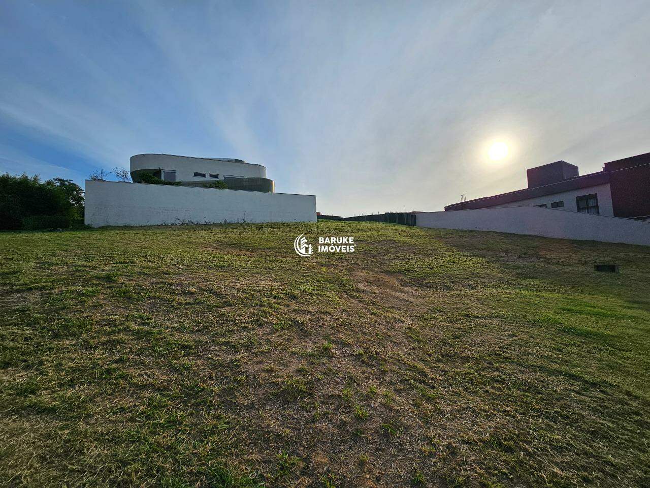 Terreno à venda no bairro Parque Villa dos PinheirosIndaiatuba: 
