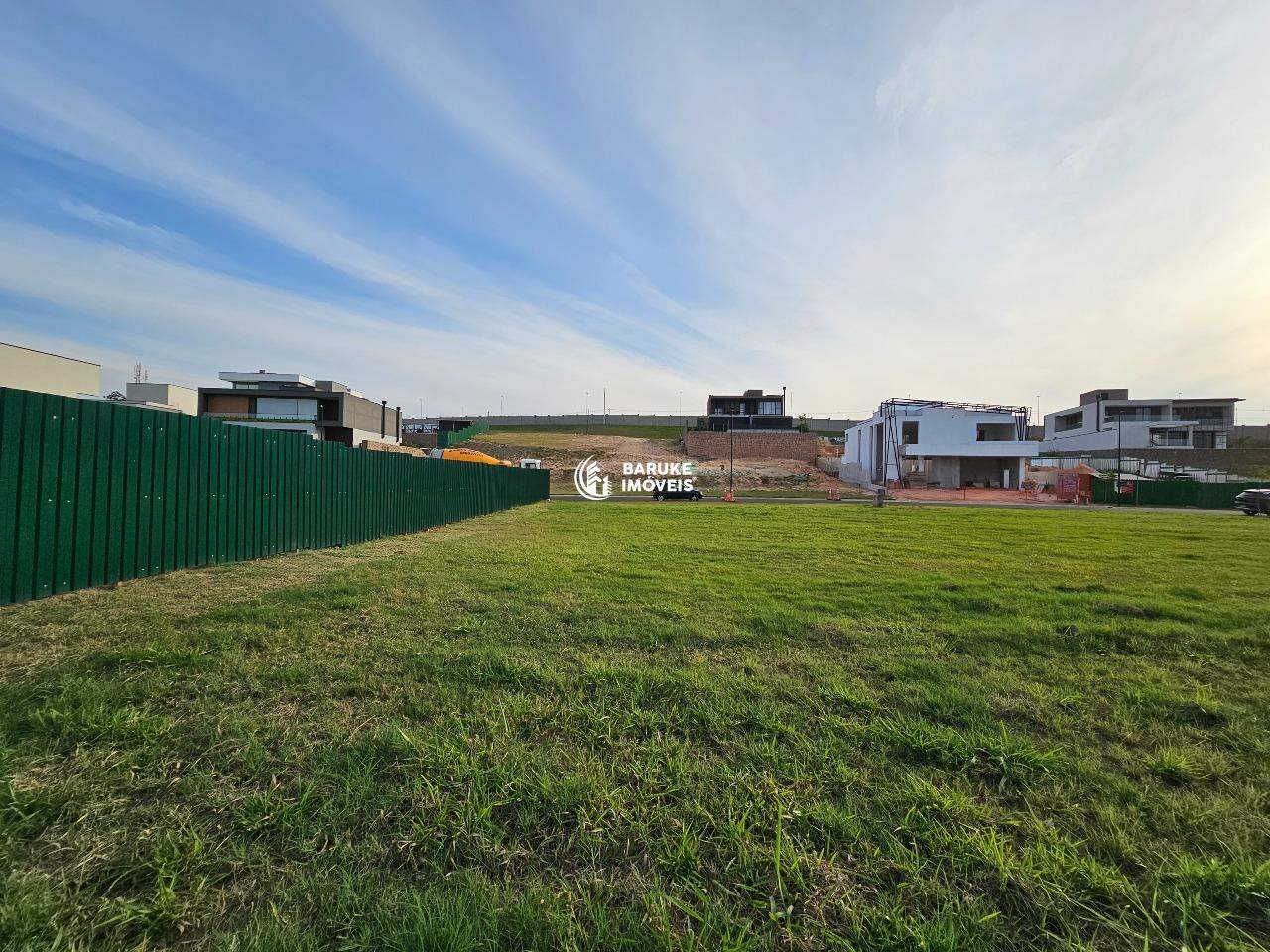 Terreno à venda no bairro Parque Villa dos PinheirosIndaiatuba: 