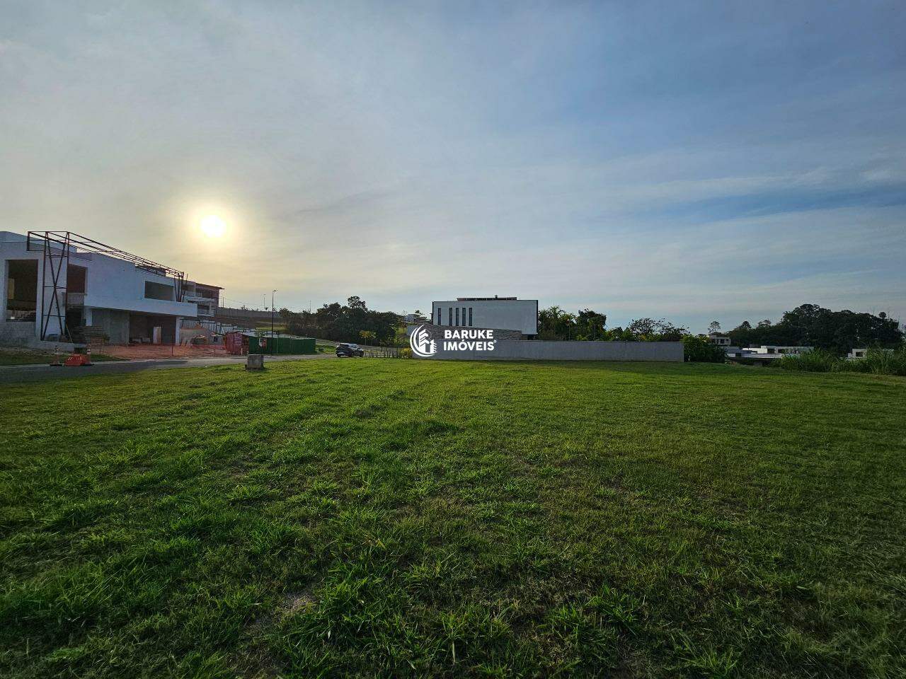 Terreno à venda no bairro Parque Villa dos PinheirosIndaiatuba: 
