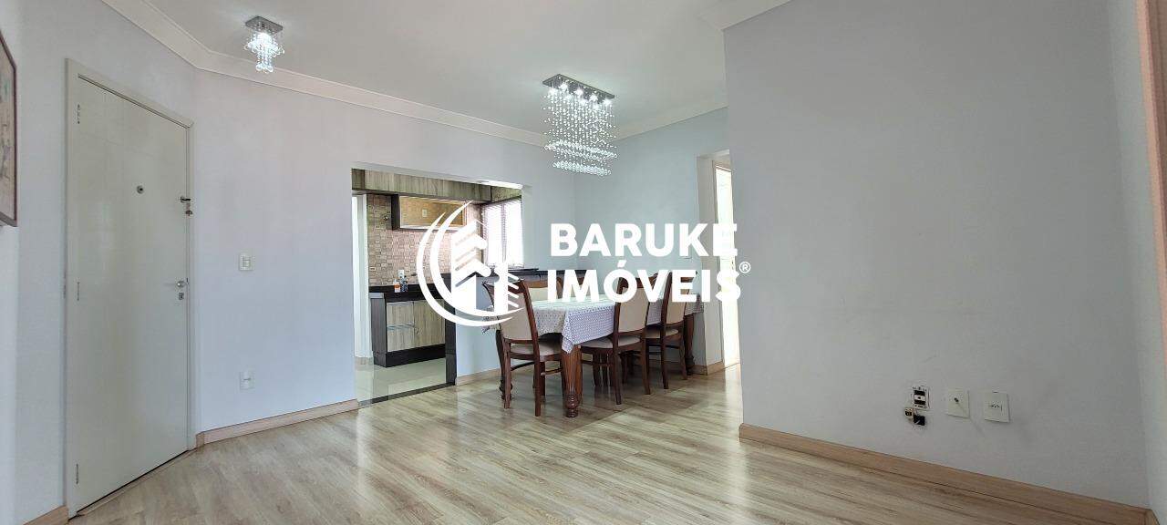 Apartamento à venda no bairro CENTROIndaiatuba: Sala