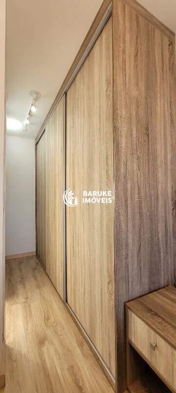 Apartamento à venda no bairro CENTROIndaiatuba: Closet