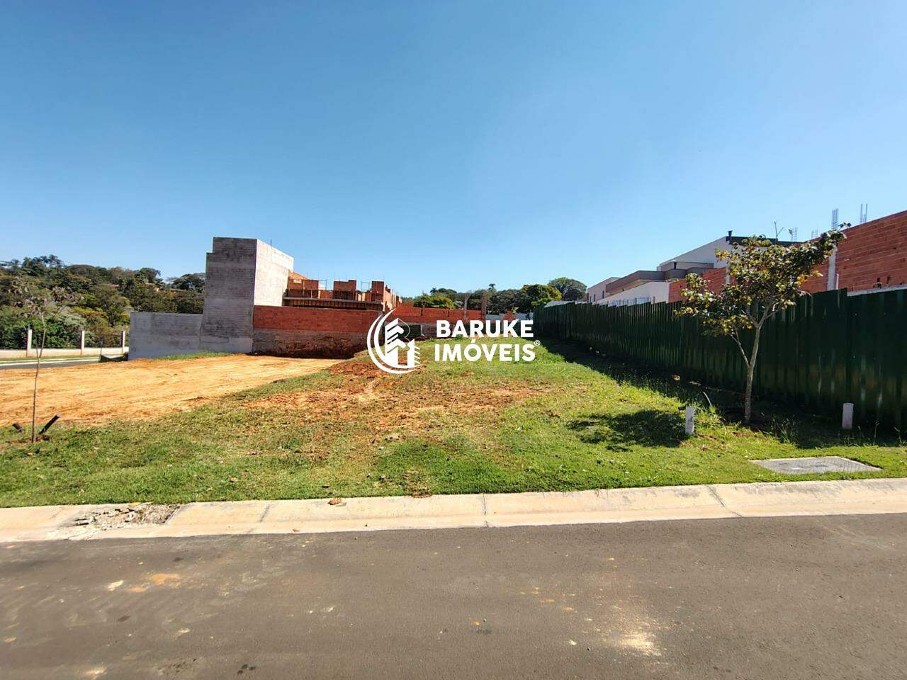 Terreno à venda no bairro Jardim Villa SapezalIndaiatuba: 