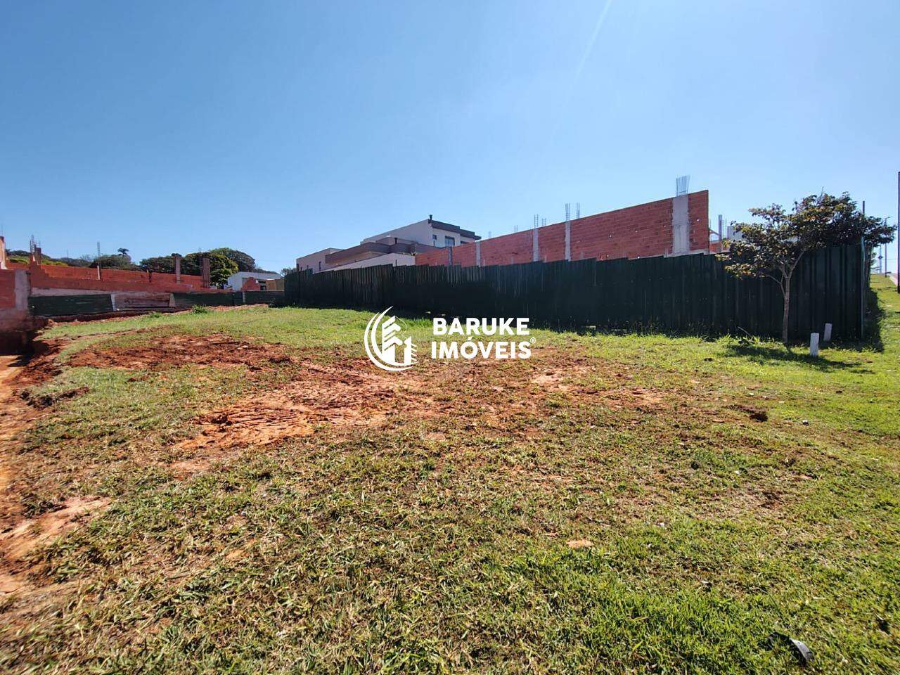 Terreno à venda no bairro Jardim Villa SapezalIndaiatuba: 