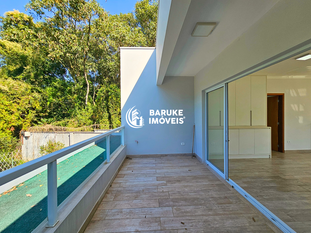 Casa de condomínio para aluguel no bairro JARDIM DOS LAGOSIndaiatuba: 