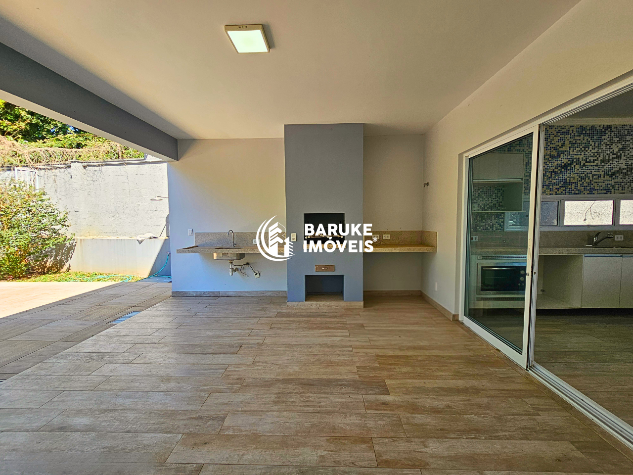 Casa de condomínio para aluguel no bairro JARDIM DOS LAGOSIndaiatuba: 