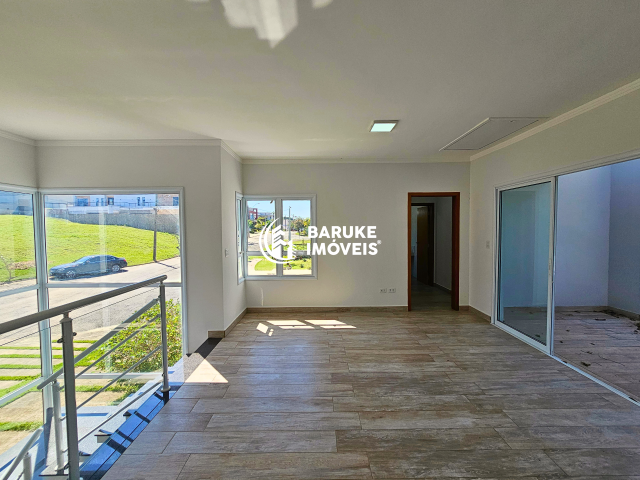 Casa de condomínio para aluguel no bairro JARDIM DOS LAGOSIndaiatuba: 