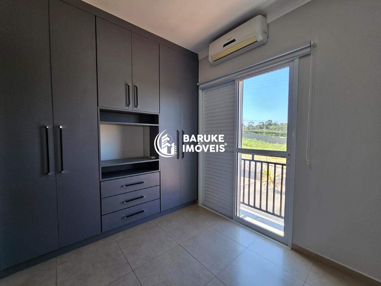Casa de condomínio à venda no bairro RESIDENCIAL PARQUE DOS GUARANTÃSIndaiatuba: 
