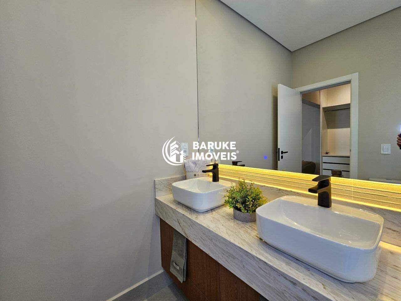 Casa de condomínio à venda no bairro JARDIM PIEMONTEIndaiatuba: 