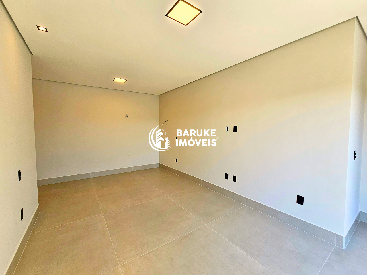 Casa de condomínio à venda no bairro Jardim CasablancaIndaiatuba: 