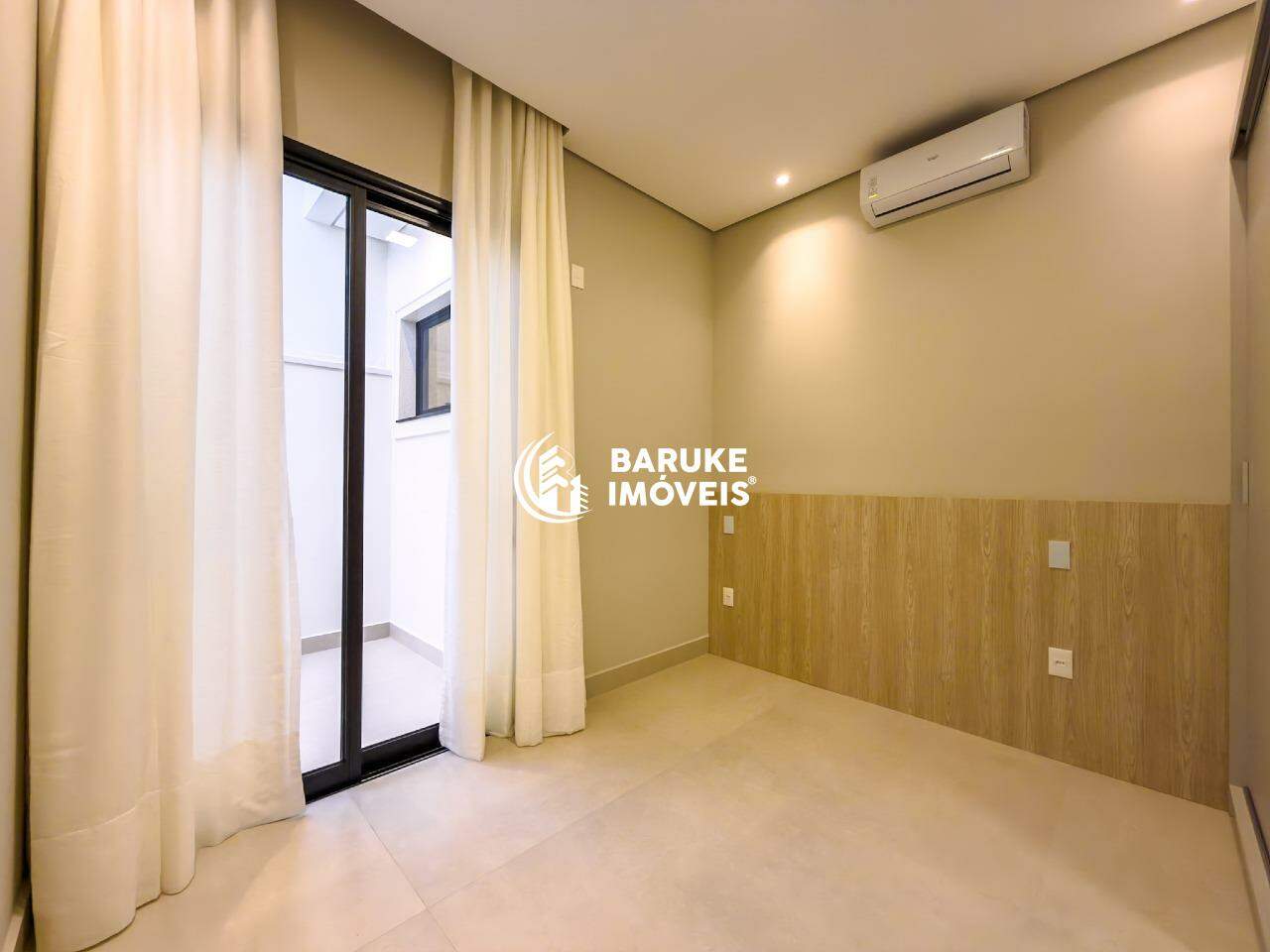 Casa de condomínio à venda no bairro JARDIM RESIDENCIAL DONA MARIA CANDIDAIndaiatuba: 