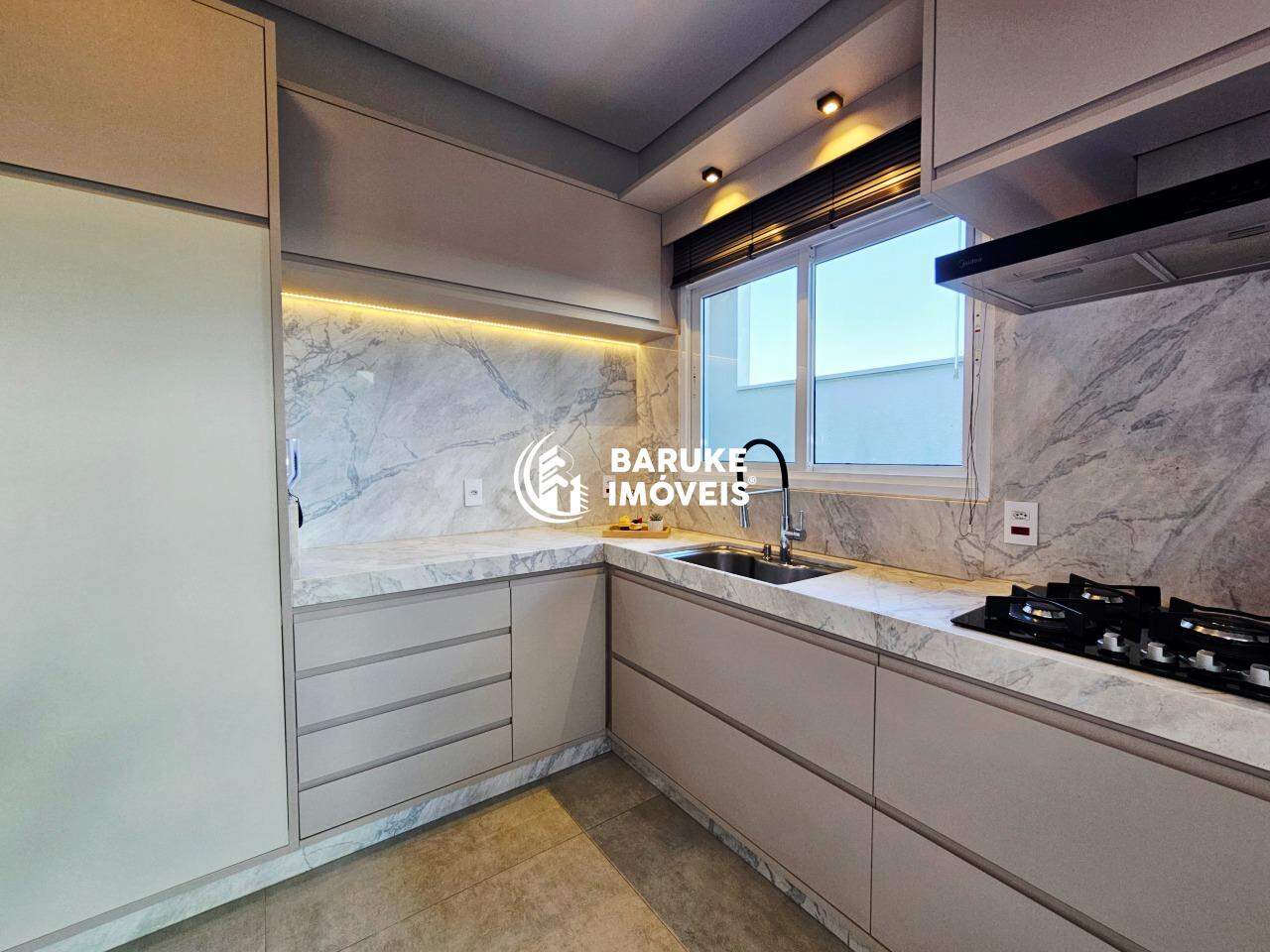 Casa de condomínio à venda no bairro JARDIM RESIDENCIAL MARIA DULCEIndaiatuba: 