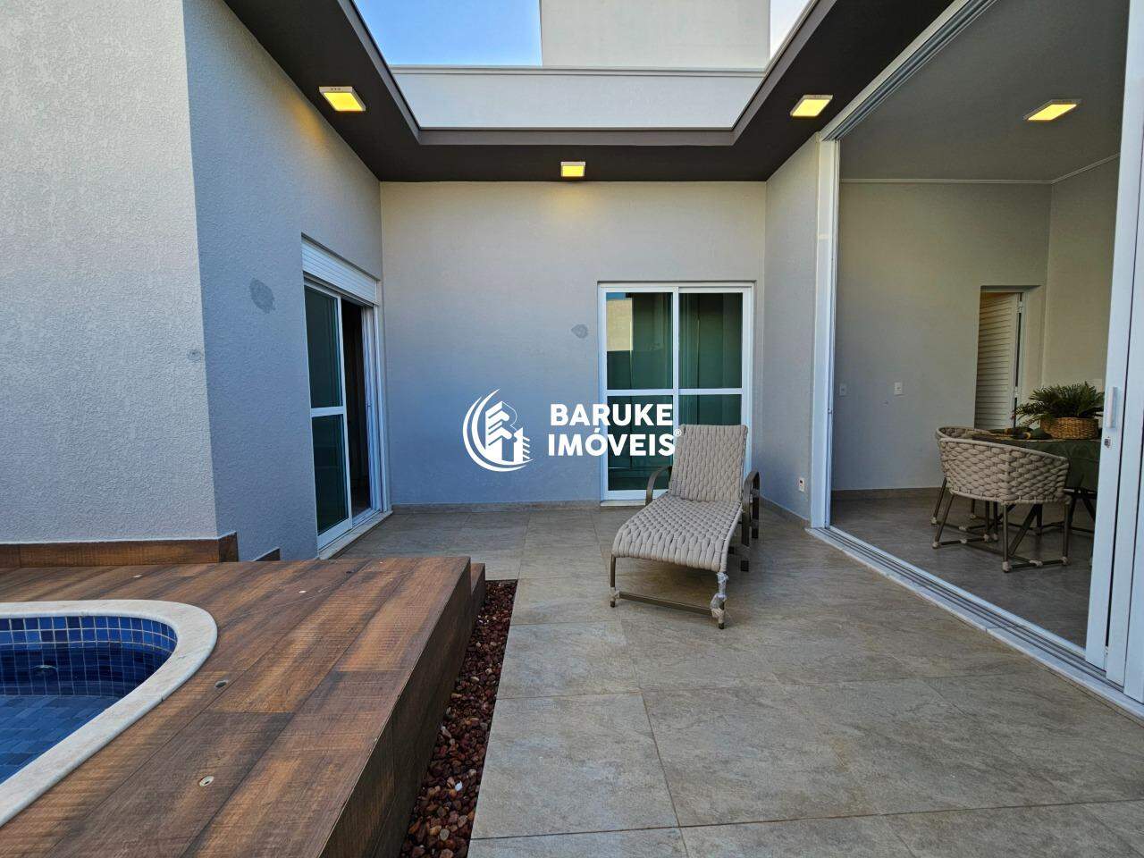 Casa de condomínio à venda no bairro JARDIM RESIDENCIAL MARIA DULCEIndaiatuba: 