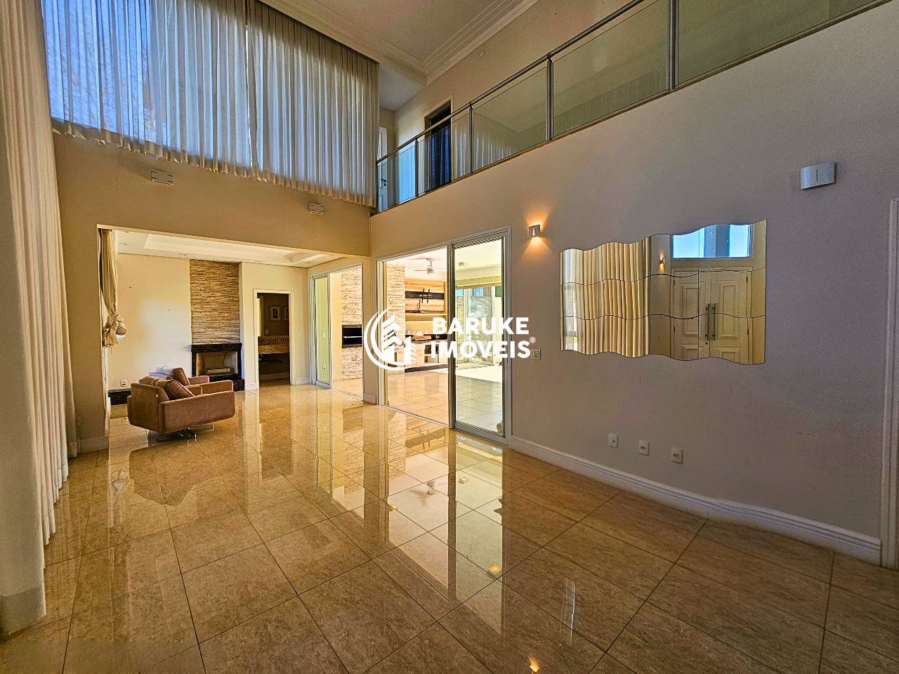 Casa de condomínio à venda no bairro JARDIM VILA PARADISOIndaiatuba: 