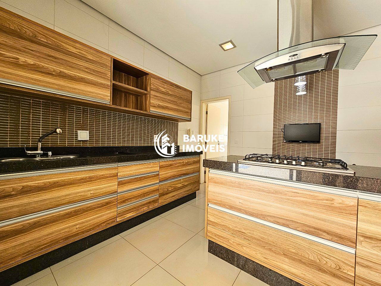 Casa de condomínio à venda no bairro JARDIM VILA PARADISOIndaiatuba: 