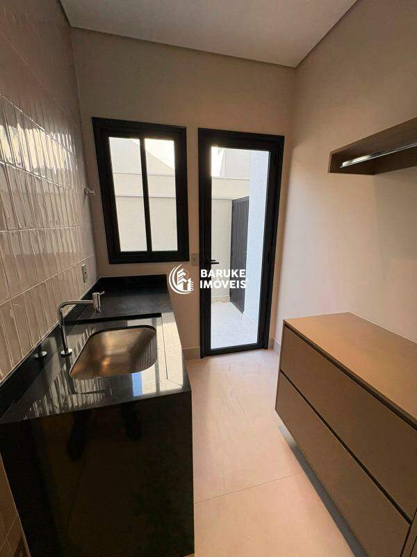 Casa de condomínio à venda no bairro JARDIM RESIDENCIAL SANTA CLARAIndaiatuba: 
