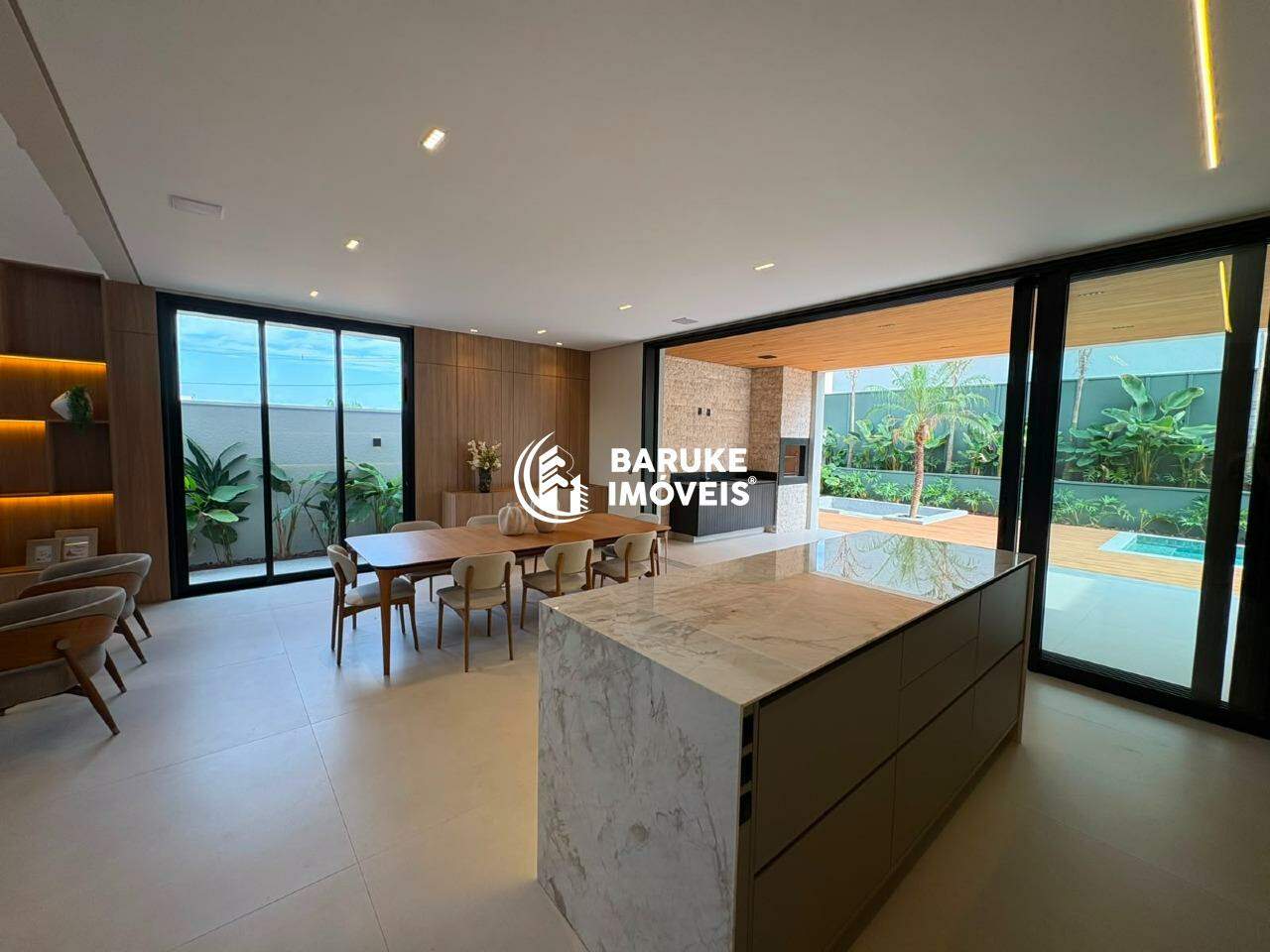 Casa de condomínio à venda no bairro JARDIM RESIDENCIAL SANTA CLARAIndaiatuba: 