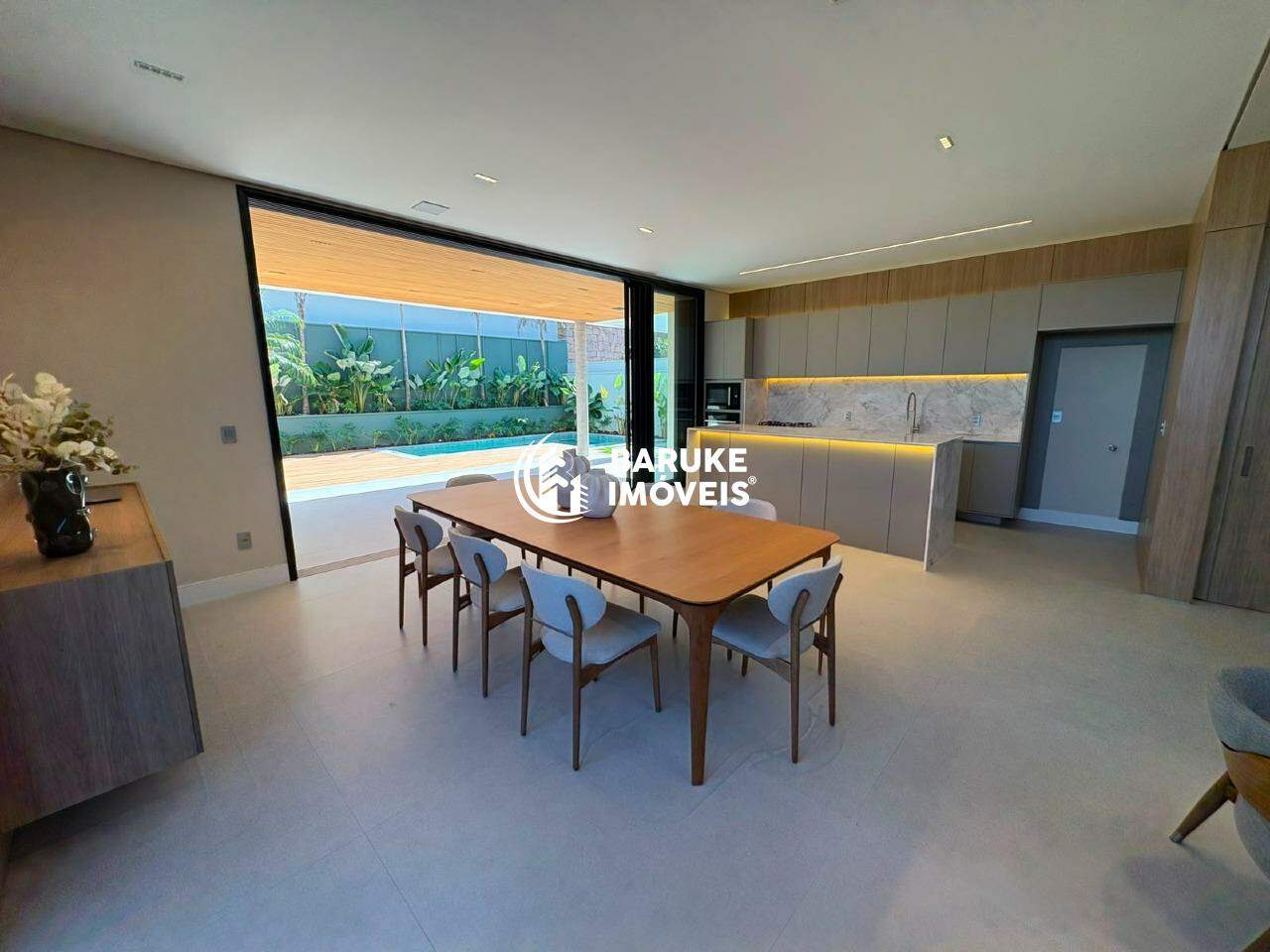 Casa de condomínio à venda no bairro JARDIM RESIDENCIAL SANTA CLARAIndaiatuba: 