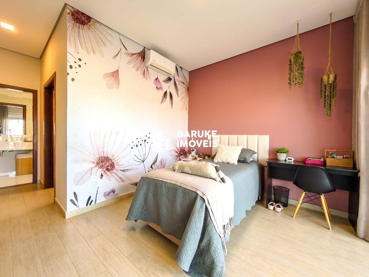 Casa de condomínio à venda no bairro JARDIM VILA PARADISOIndaiatuba: 