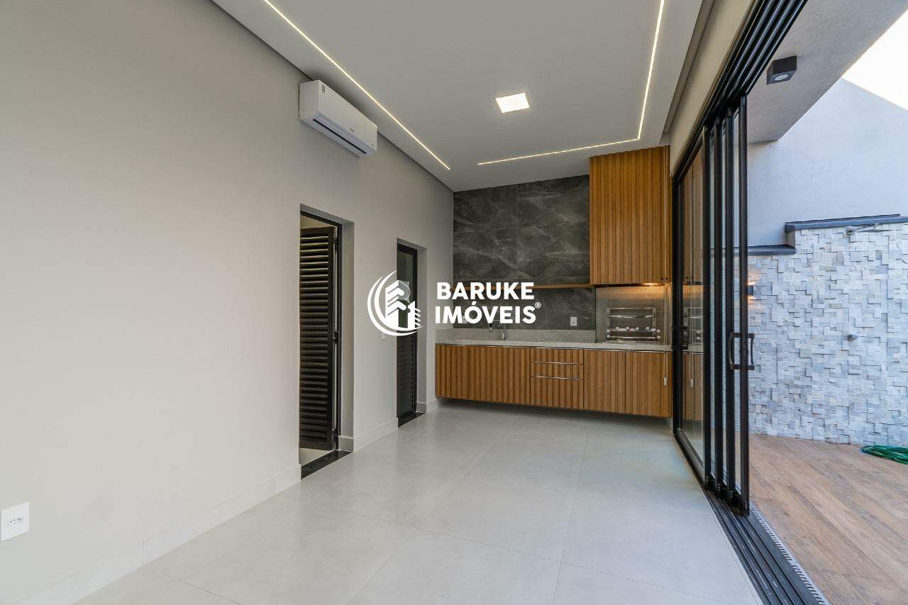 Casa de condomínio à venda no bairro JARDIM RESIDENCIAL DONA LUCILLAIndaiatuba: 