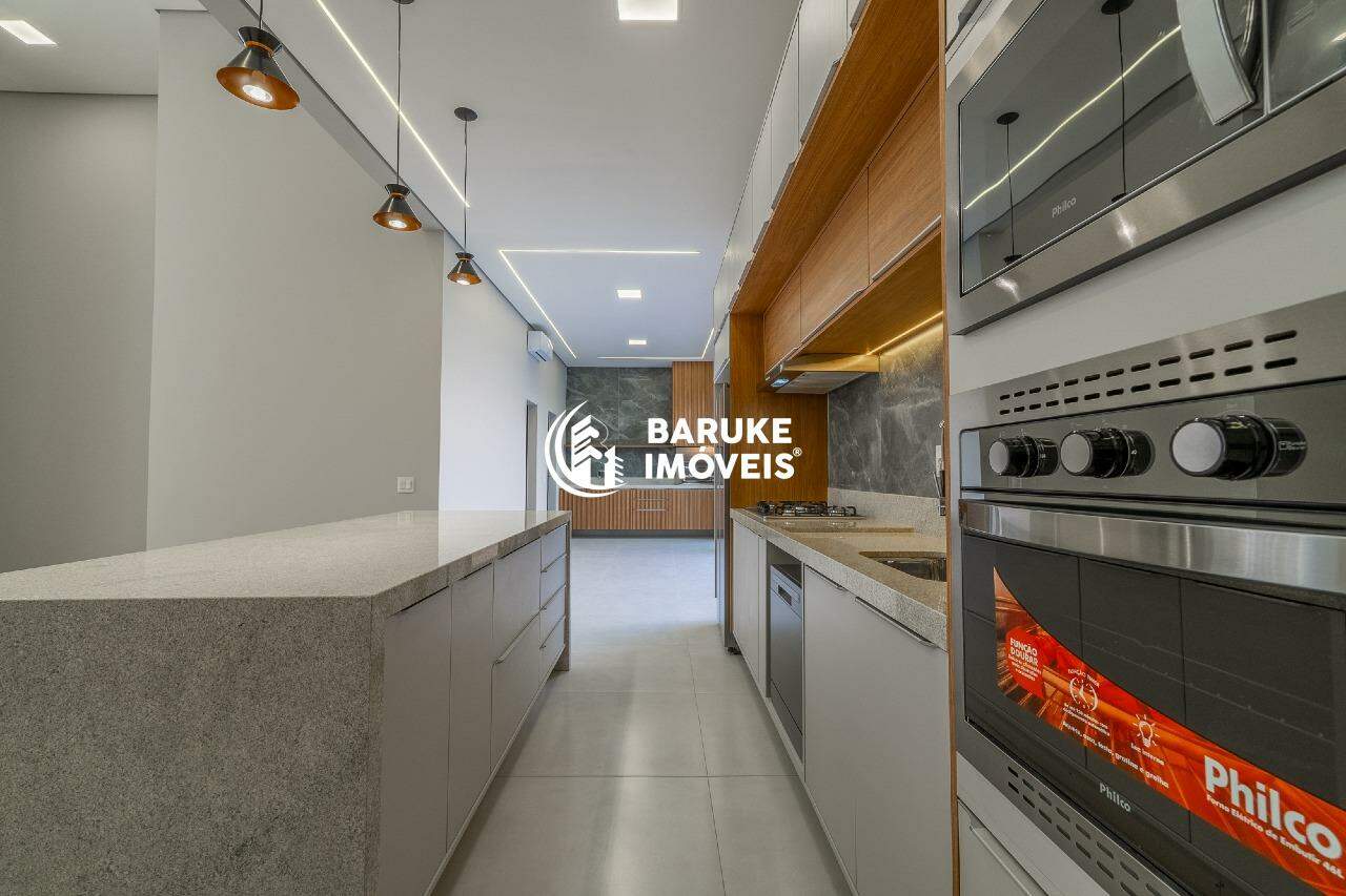 Casa de condomínio à venda no bairro JARDIM RESIDENCIAL DONA LUCILLAIndaiatuba: 