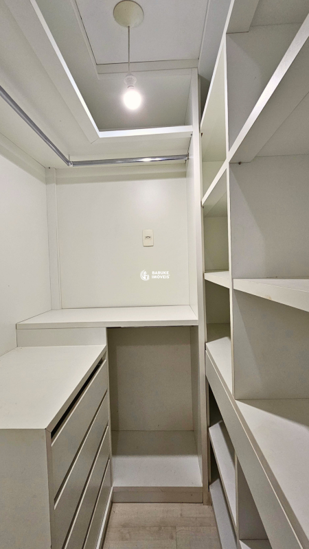 Casa de condomínio para aluguel no bairro JARDIM SAO FRANCISCOIndaiatuba: 