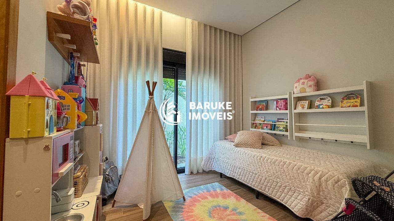 Casa de condomínio à venda no bairro JARDIM VILA PARADISOIndaiatuba: 