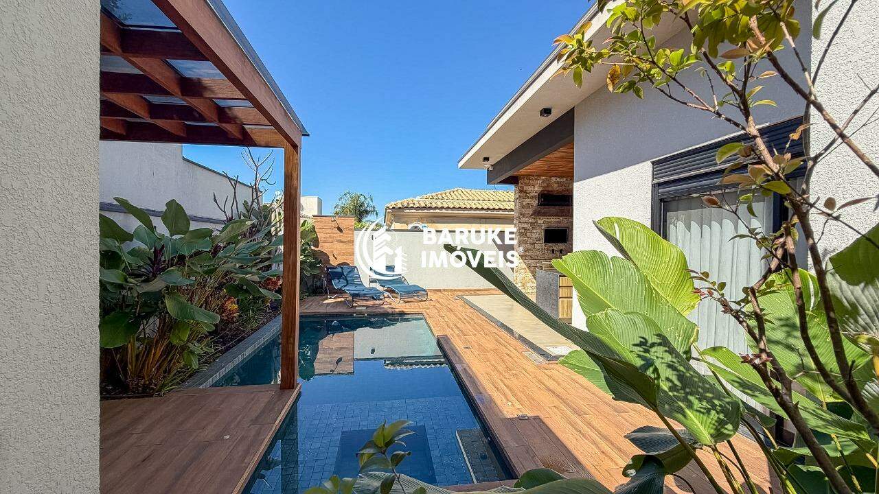 Casa de condomínio à venda no bairro JARDIM VILA PARADISOIndaiatuba: 