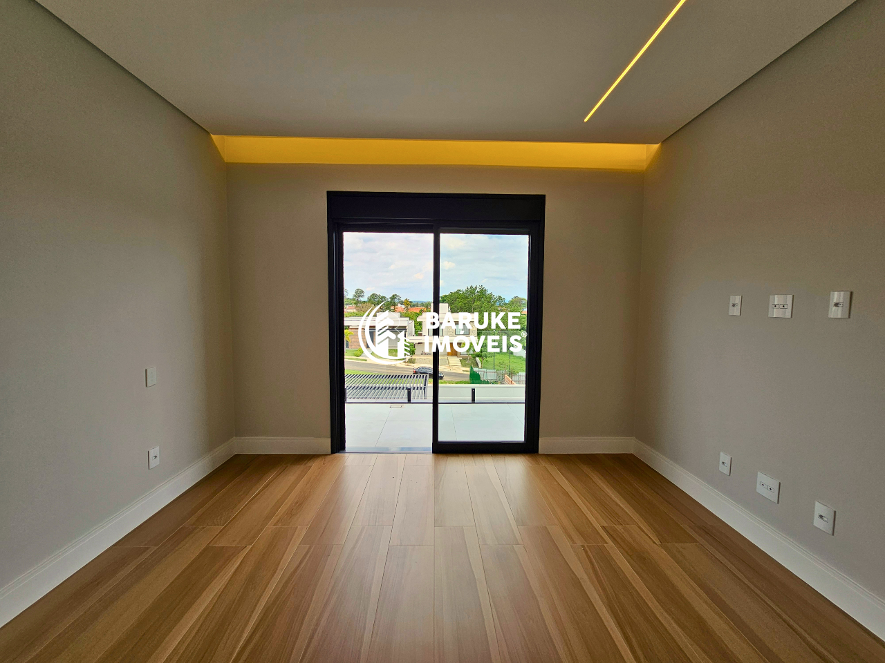 Casa de condomínio à venda no bairro Jardim Villa SapezalIndaiatuba:
