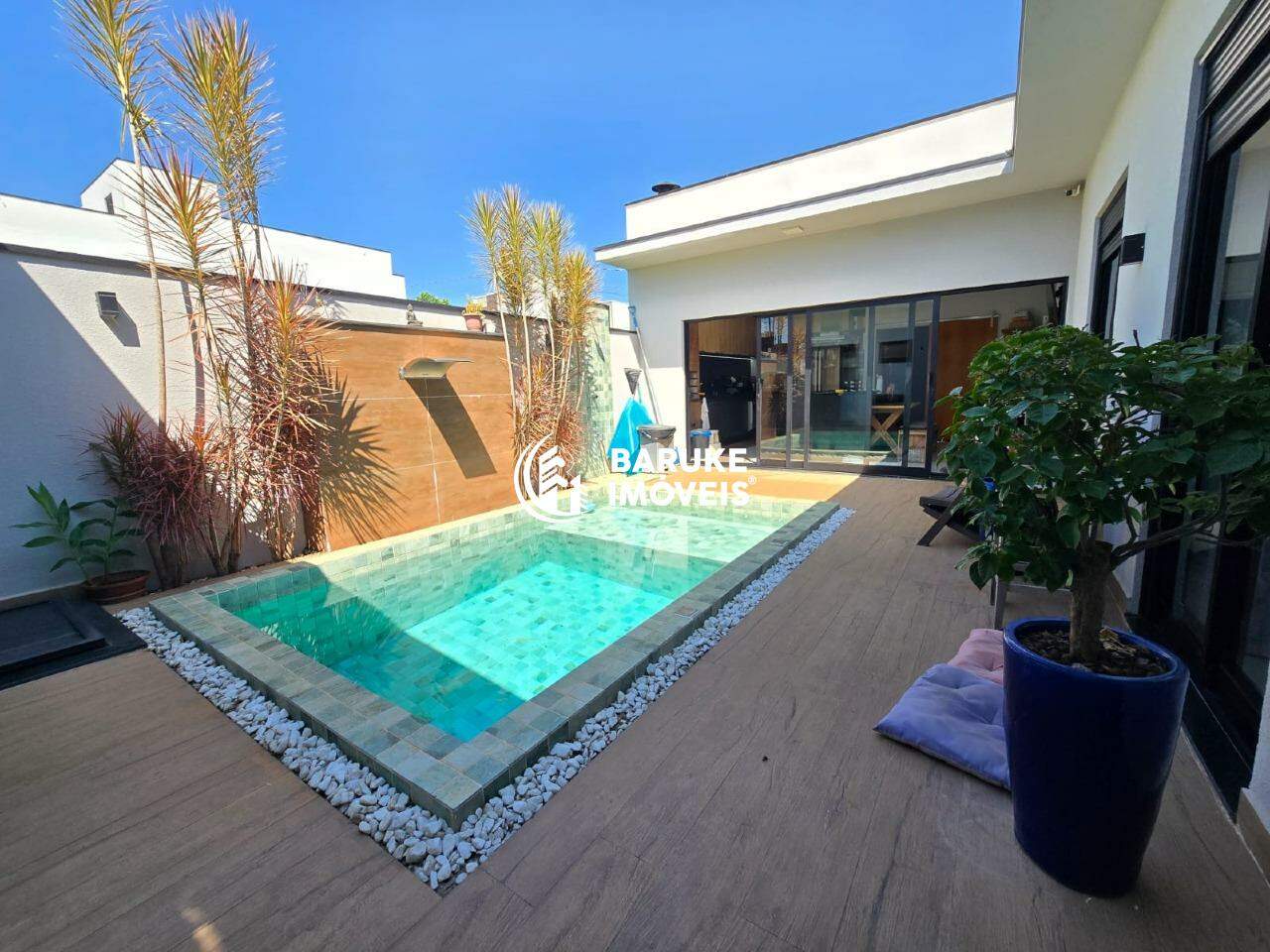 Casa de condomínio para aluguel no bairro JARDIM RESIDENCIAL VIENAIndaiatuba: 