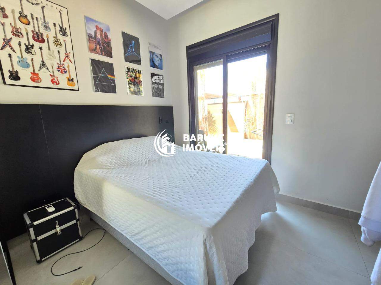Casa de condomínio para aluguel no bairro JARDIM RESIDENCIAL VIENAIndaiatuba: 