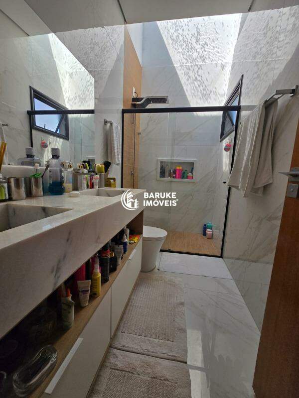 Casa de condomínio para aluguel no bairro JARDIM RESIDENCIAL VIENAIndaiatuba: 