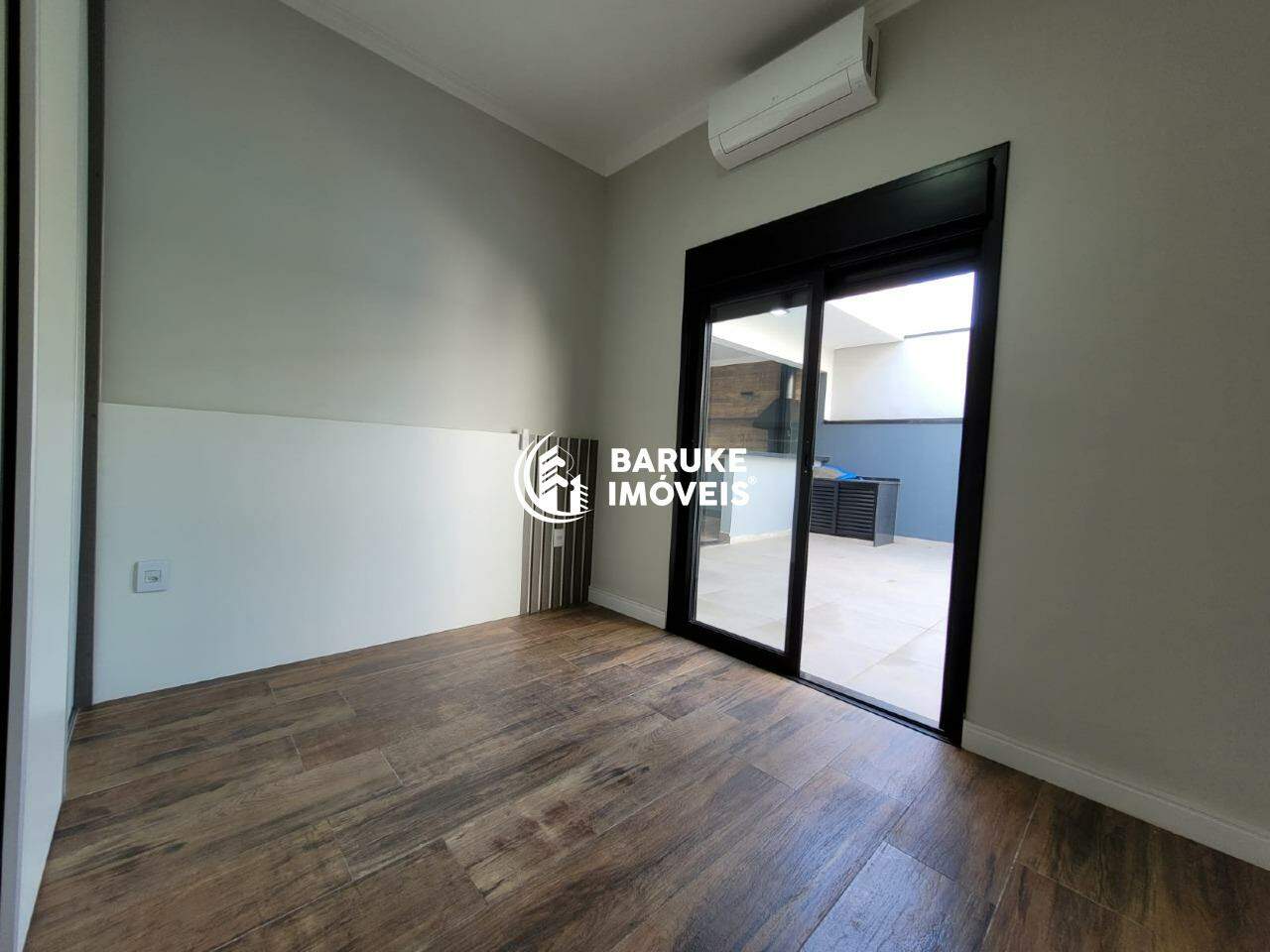 Casa de condomínio para aluguel no bairro JARDIM PIEMONTEIndaiatuba: 